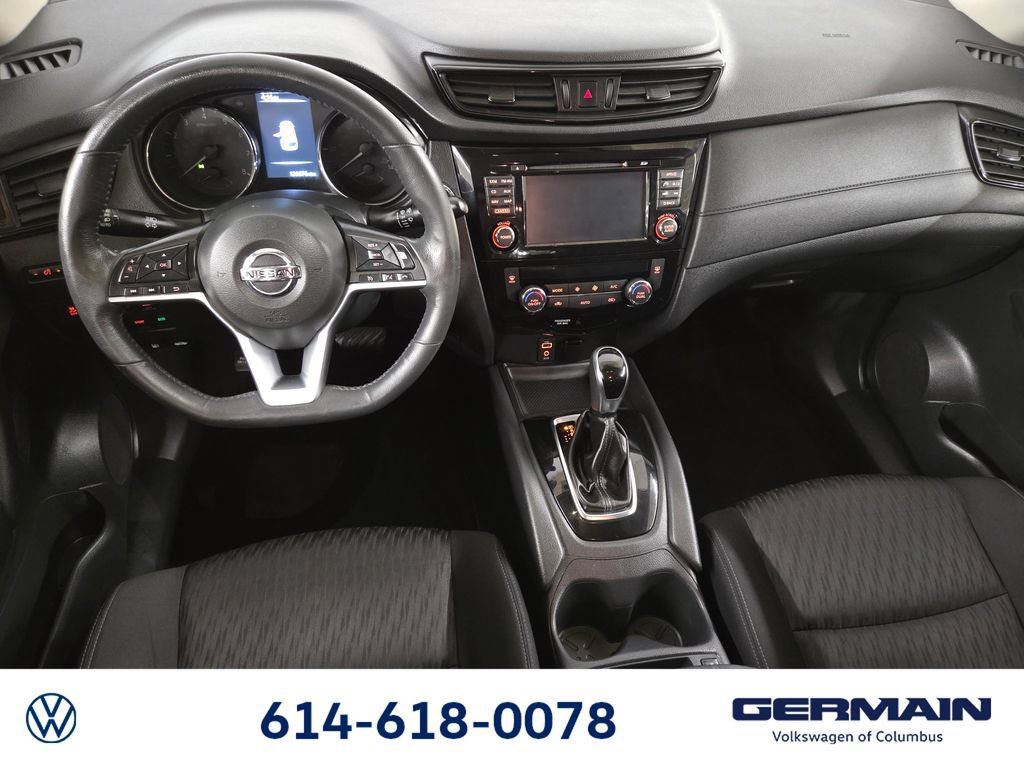 Used 2017 Nissan Rogue SV w/ SV Premium Package AWD/4WD image 20