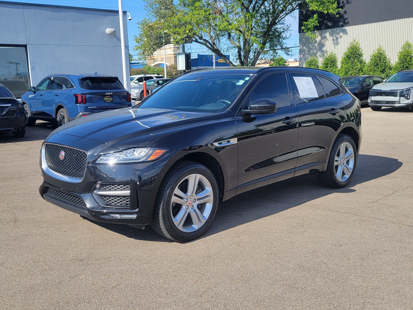 Used 2019 Jaguar F-PACE R-Sport AWD/4WD image 2