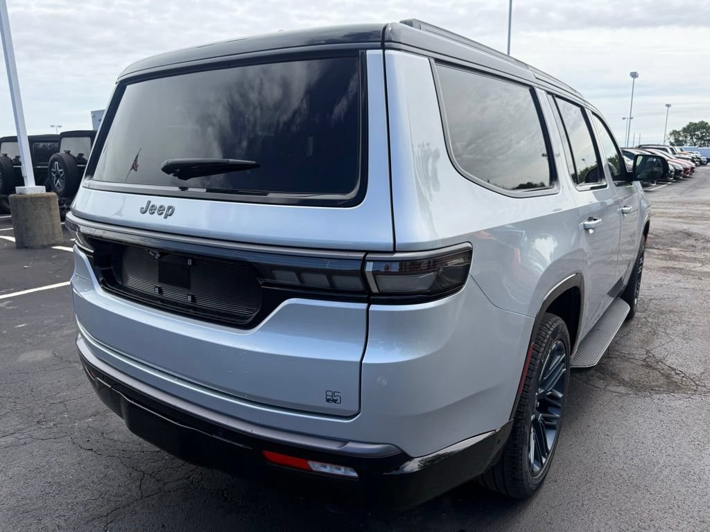 New 2026 Jeep Grand Wagoneer 4WD image 7