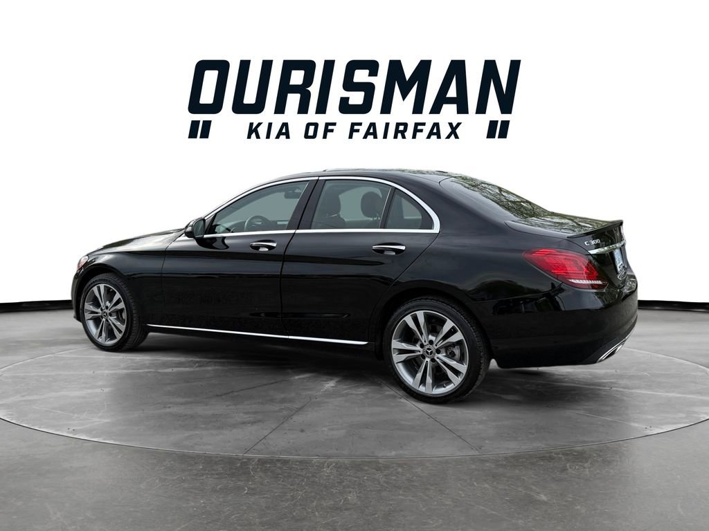 Used 2019 Mercedes-Benz C 300 4MATIC Sedan image 4