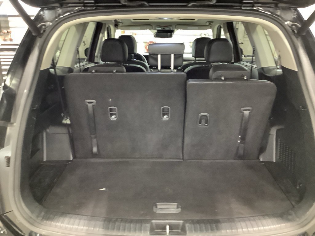 Used 2024 Kia Telluride EX w/ EX Captain's Chair Package AWD/4WD image 22