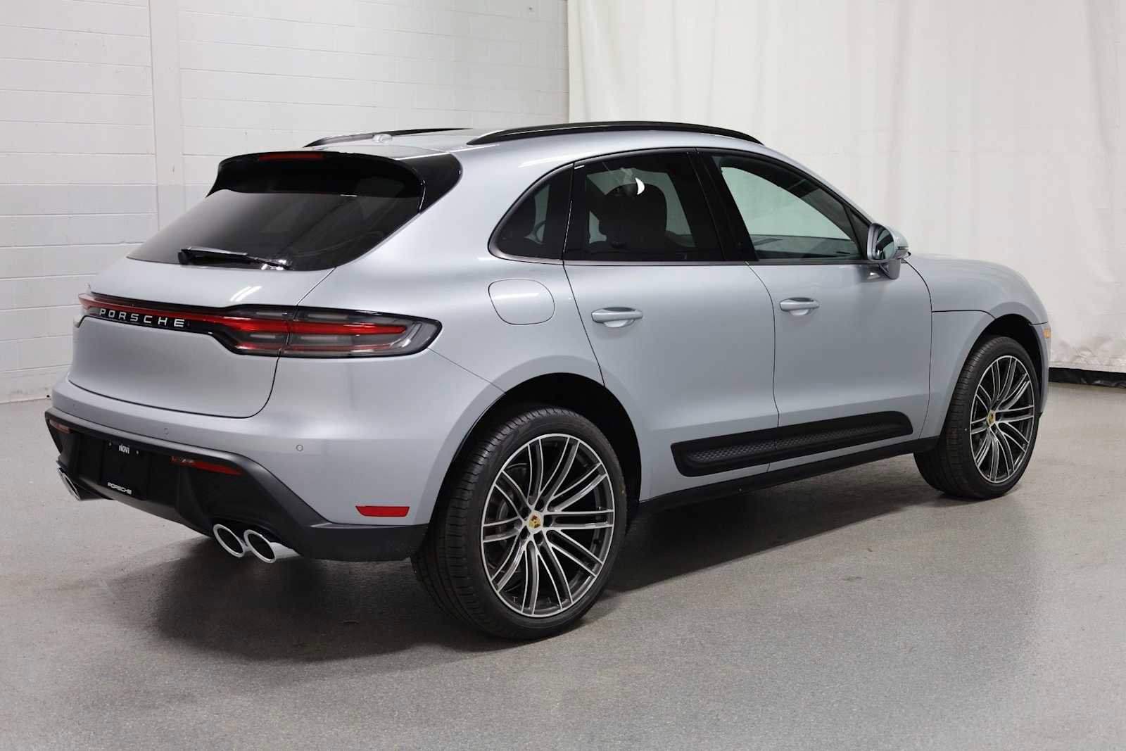 New 2026 Porsche Macan image 9