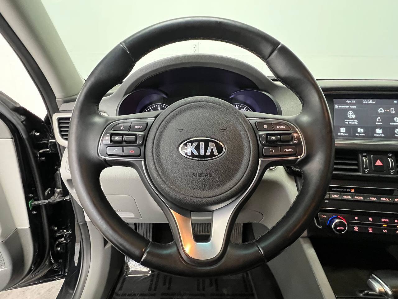 Used 2018 Kia Optima EX FWD image 15