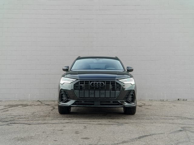 Used 2025 Audi Q3 2.0T Premium Plus w/ Premium Plus Package AWD/4WD image 10