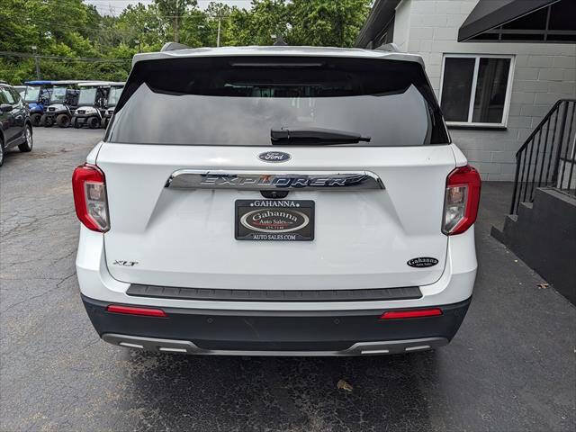 Used 2022 Ford Explorer XLT w/ Equipment Group 202A RWD image 4