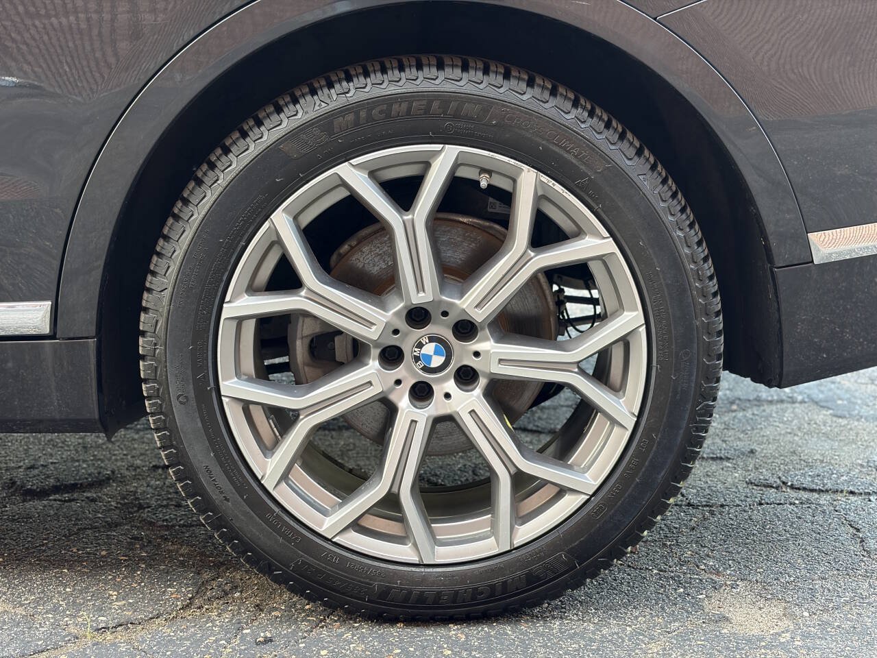 Used 2019 BMW X7 xDrive40i w/ Premium Package AWD/4WD image 10