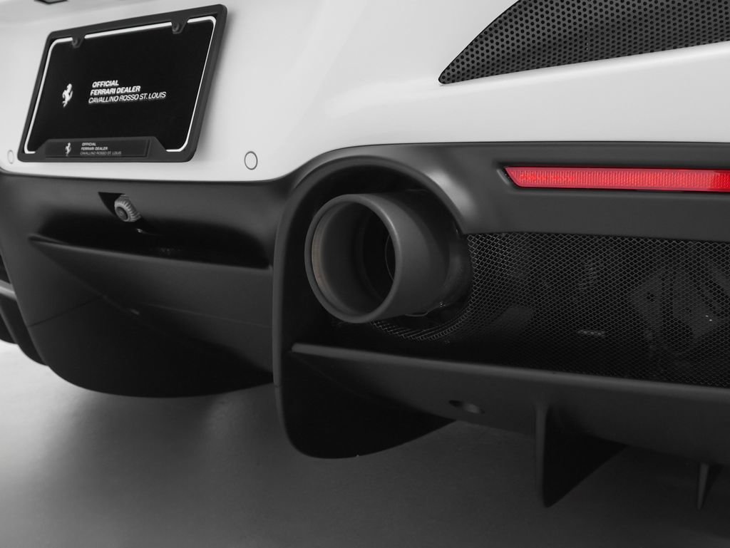 Certified 2022 Ferrari F8 Tributo RWD image 43
