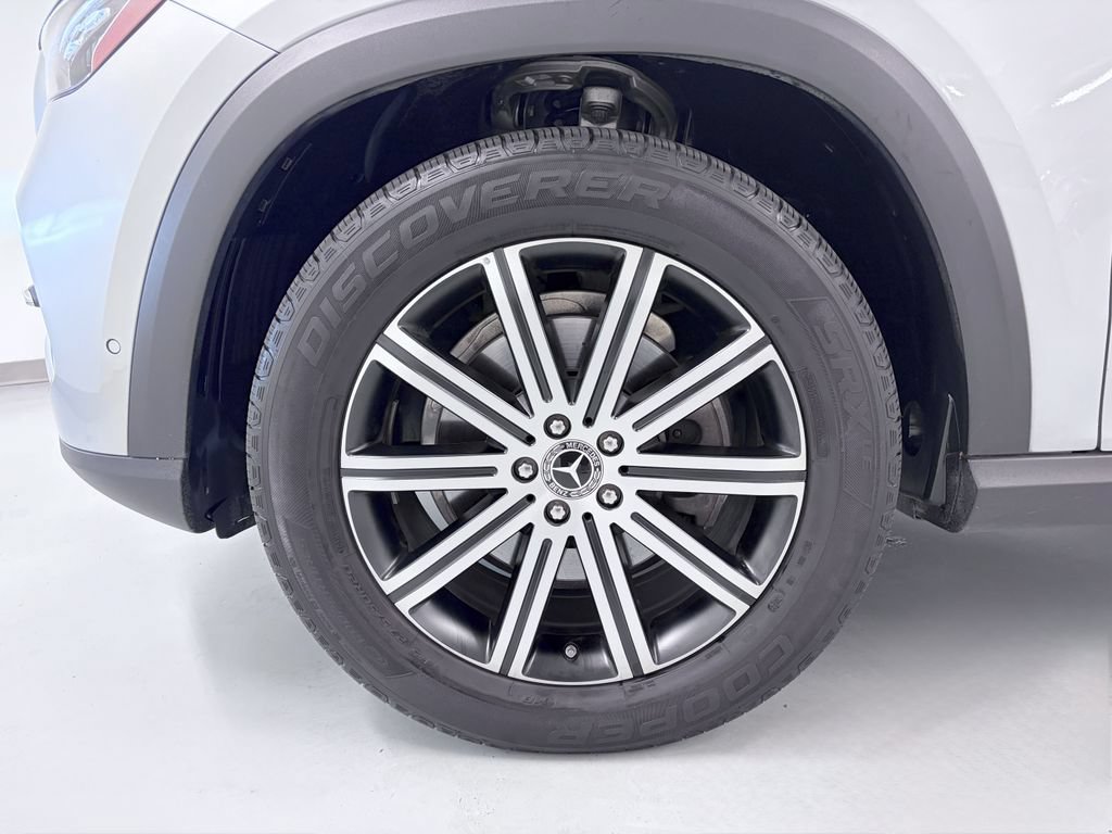Certified 2025 Mercedes-Benz GLE 350 4MATIC w/ Winter Package image 11