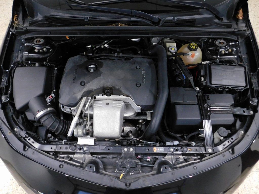 Used 2016 Chevrolet Malibu Premier w/ Driver Confidence Package II image 14