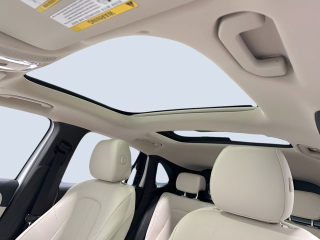 Certified 2023 Mercedes-Benz GLA 250 4MATIC image 28