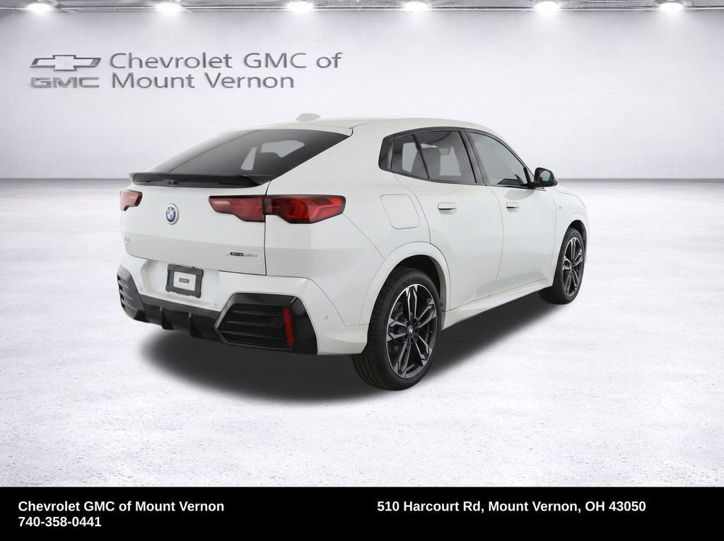 Used 2026 BMW X2 xDrive28i w/ M Sport Package AWD/4WD image 55