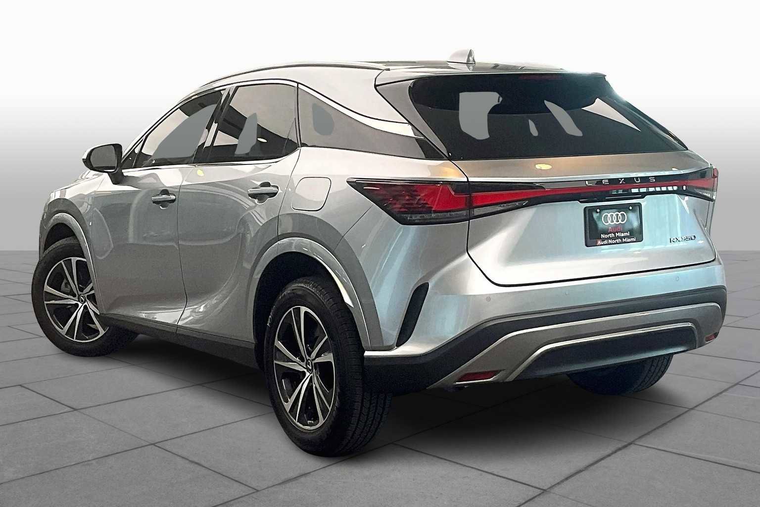 Used 2023 Lexus RX 350 Premium w/ Accessory Package (Z1) image 21