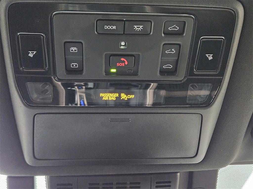 Used 2025 Toyota Grand Highlander AWD Hybrid image 30