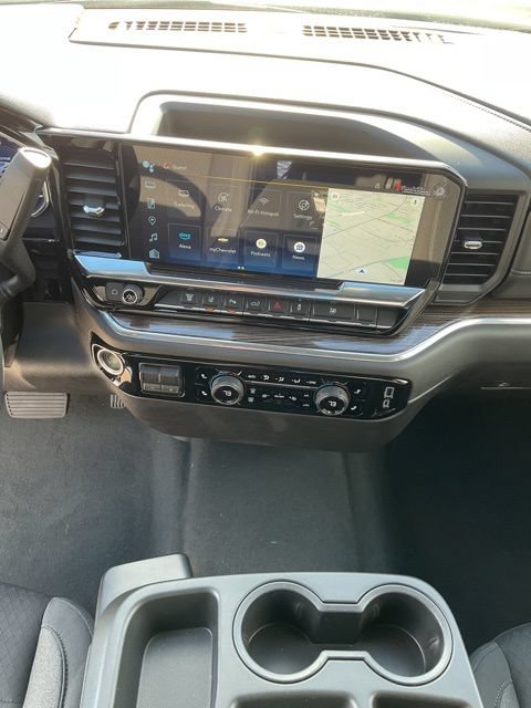 New 2025 Chevrolet Silverado 2500 LT w/ Safety Package AWD/4WD image 18