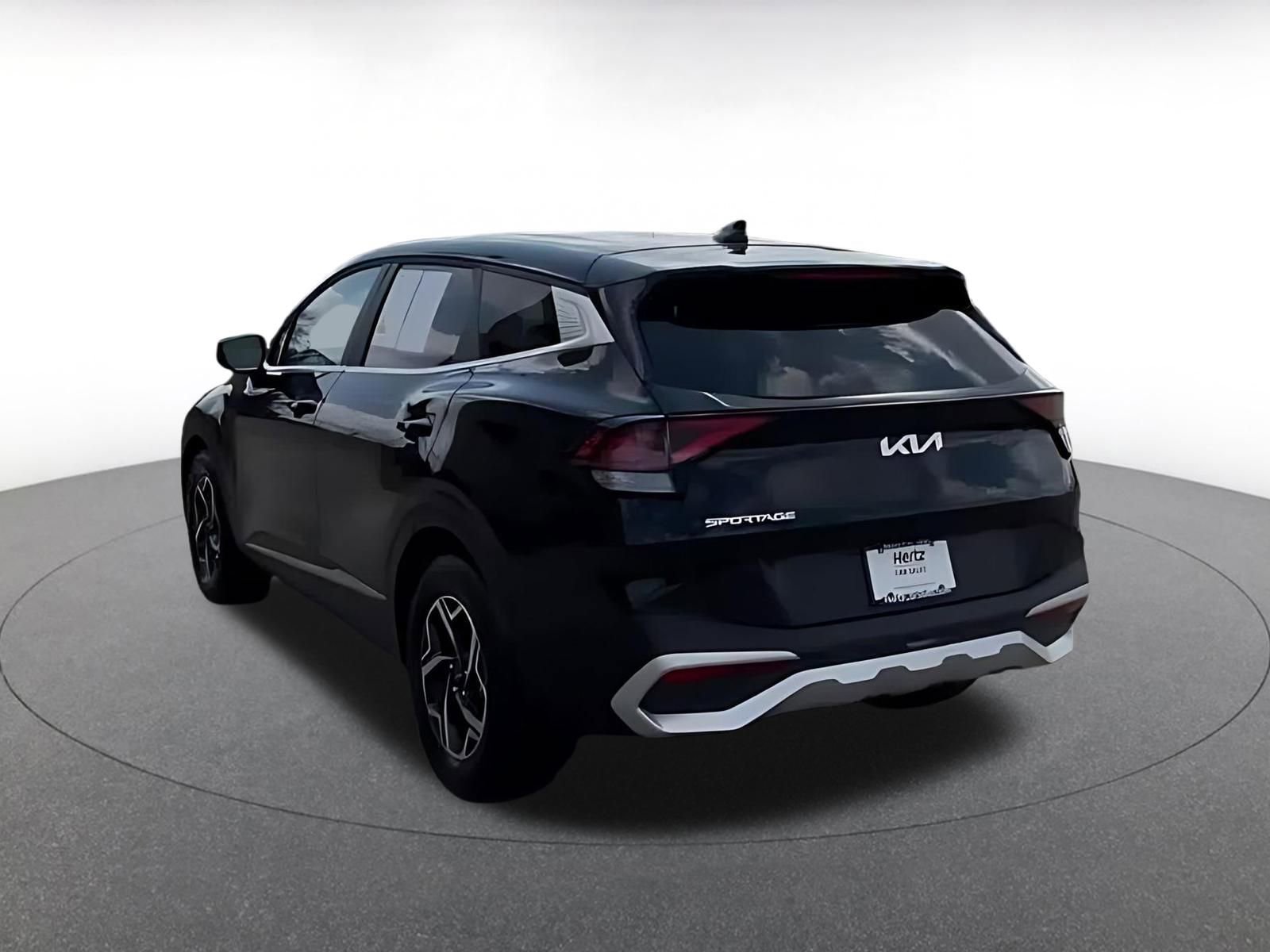 Used 2025 Kia Sportage LX image 11