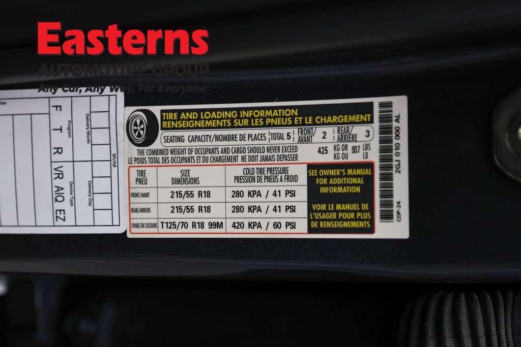 Used 2025 Volkswagen Taos SE AWD/4WD image 33