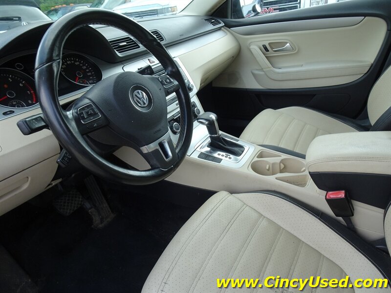 Used 2010 Volkswagen CC Sport FWD image 12