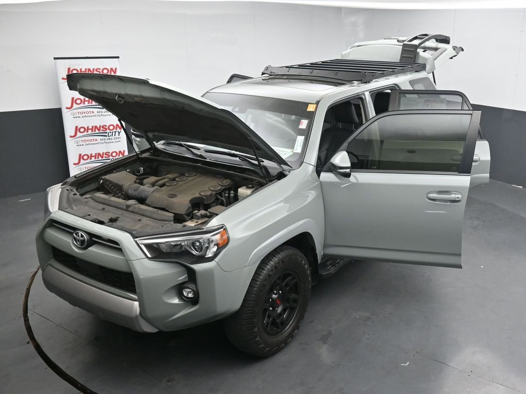 Used 2023 Toyota 4Runner TRD Off-Road Premium w/ Moonroof Package AWD/4WD image 26