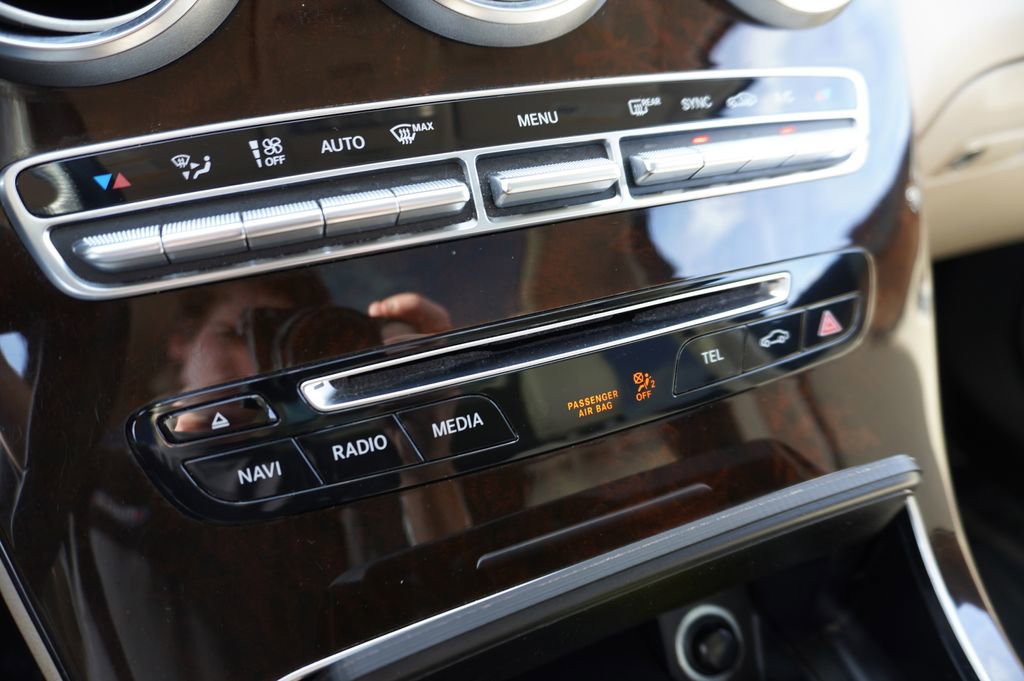 Used 2017 Mercedes-Benz GLC 300 image 18