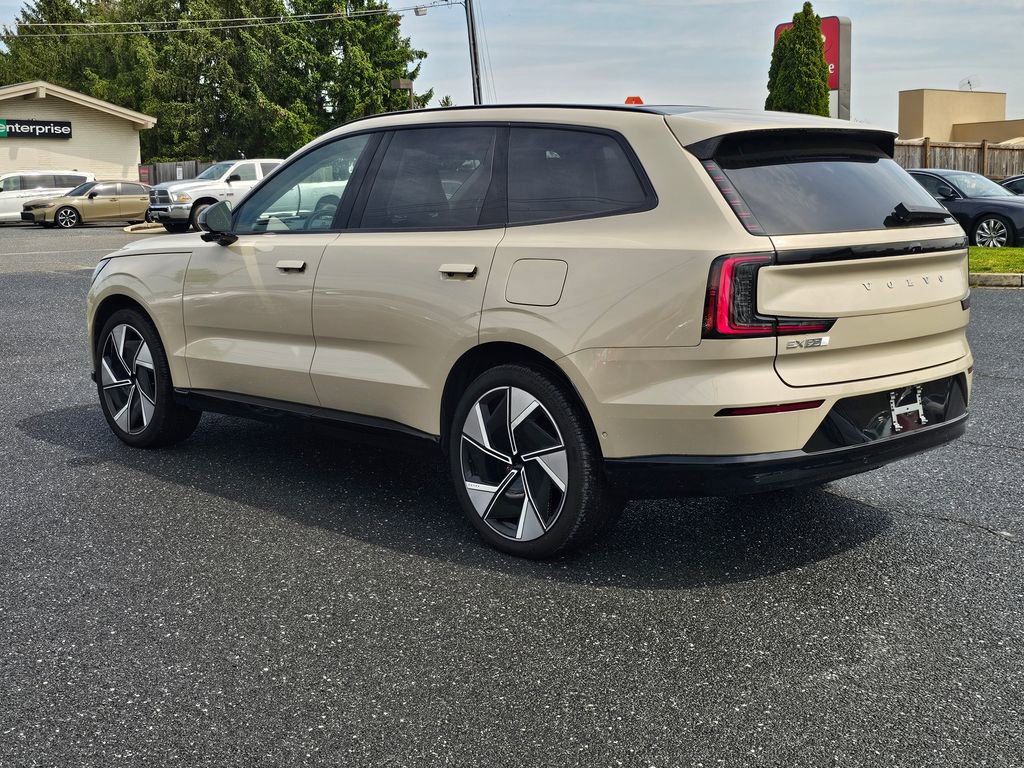 Used 2025 Volvo EX90 Ultra image 15