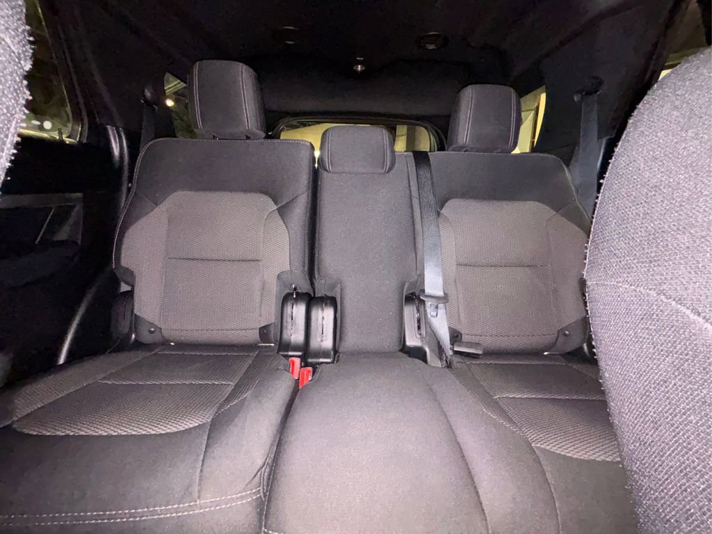 Used 2018 Ford Explorer XLT image 23