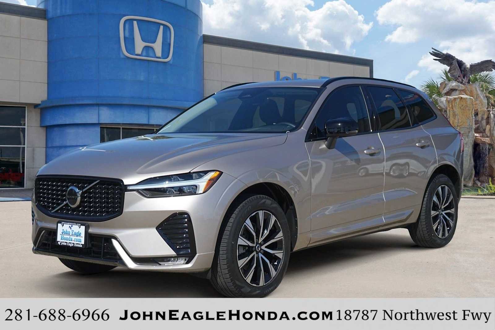 Used 2024 Volvo XC60 B5 Core w/ Protection Package Premier