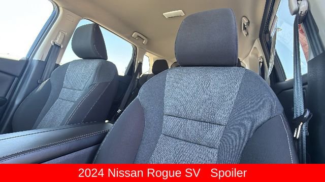 Used 2024 Nissan Rogue SV AWD/4WD image 11