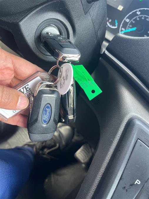 Used 2023 Ford Transit 350 XLT image 15