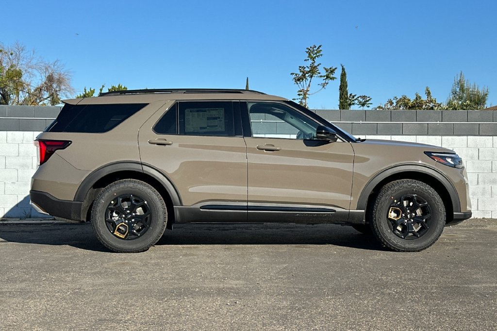 New 2026 Ford Explorer Tremor w/ Tremor Ultimate Package AWD/4WD image 3