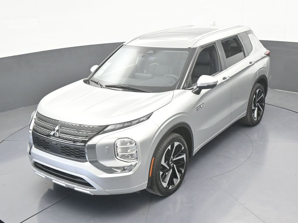 New 2025 Mitsubishi Outlander SEL image 56