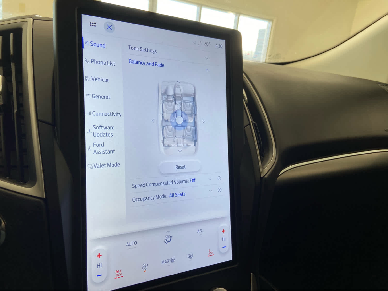 Used 2022 Ford Edge SEL w/ Convenience Package image 32