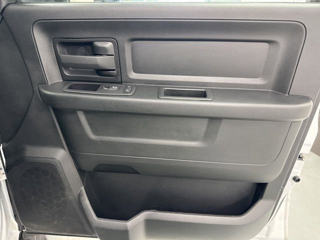 Used 2024 RAM 3500 Tradesman w/ Chrome Appearance Group image 28