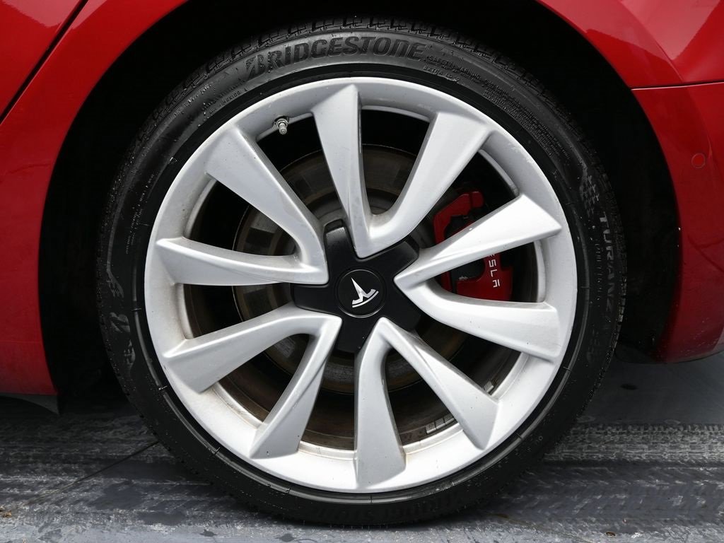 Used 2020 Tesla Model 3 Standard Range Plus image 11