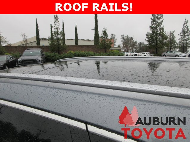 Used 2025 Kia Sorento S w/ Panoramic Sunroof Package image 9