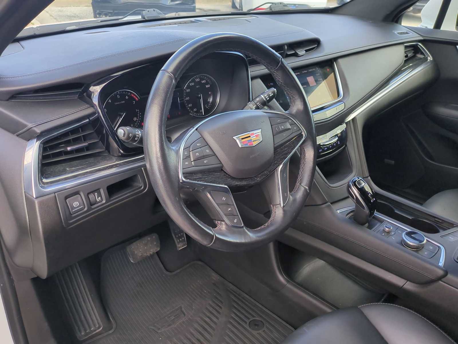 Used 2022 Cadillac XT5 Premium Luxury FWD image 10
