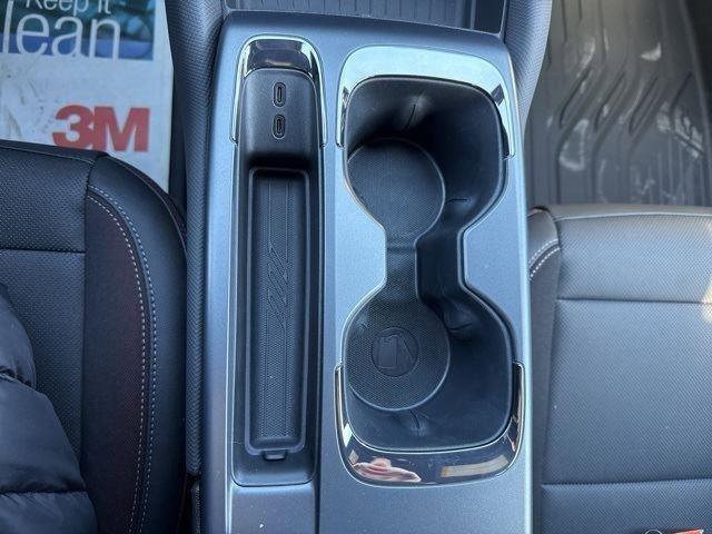 New 2025 Chevrolet Equinox EV RS image 24