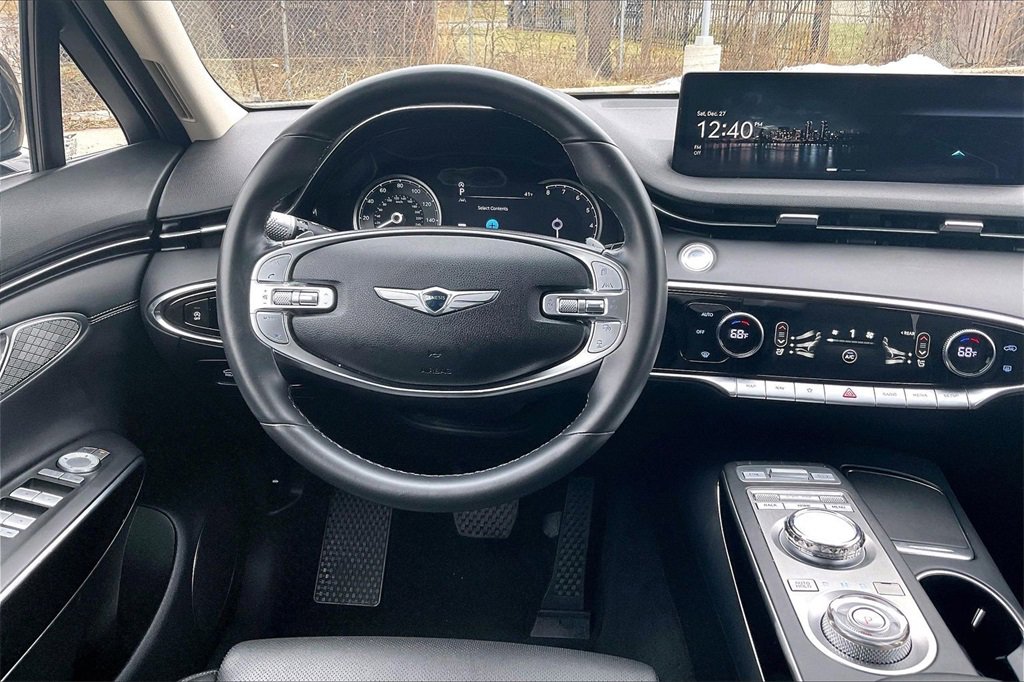 Used 2025 Genesis GV70 2.5T image 5