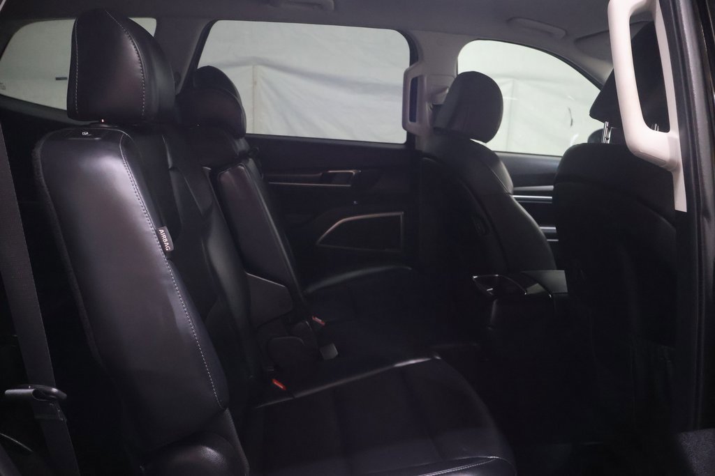 Used 2024 Kia Telluride LX image 13