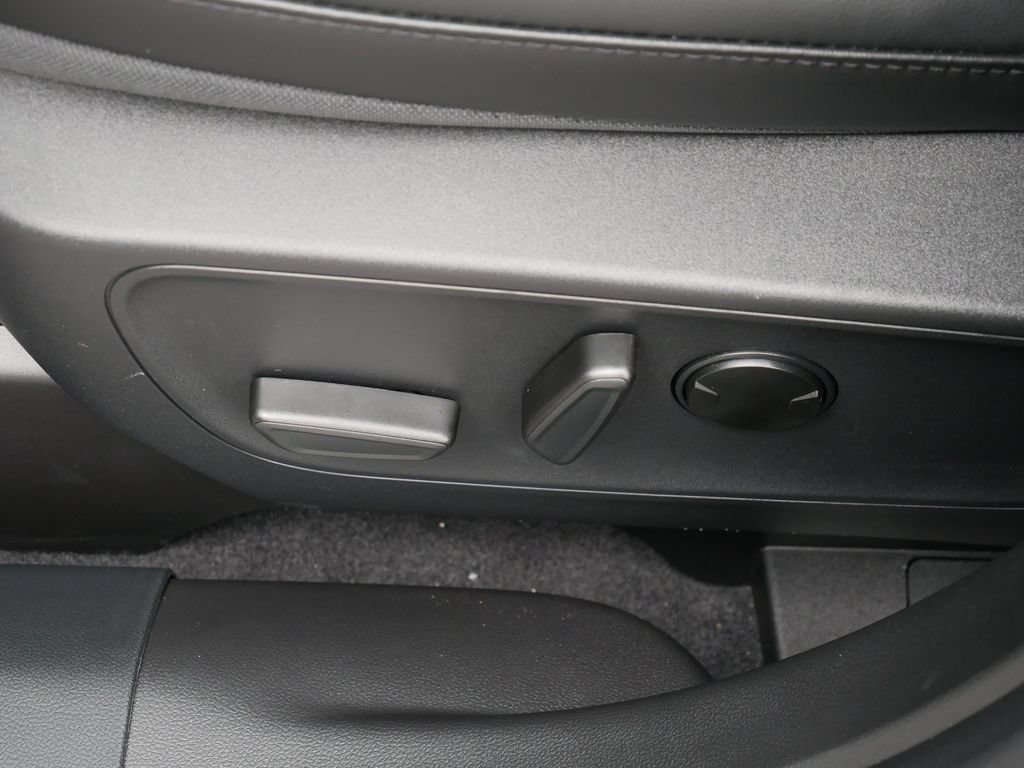 New 2026 Ford Escape ST-Line Select w/ Tech Pack #1 AWD/4WD image 19