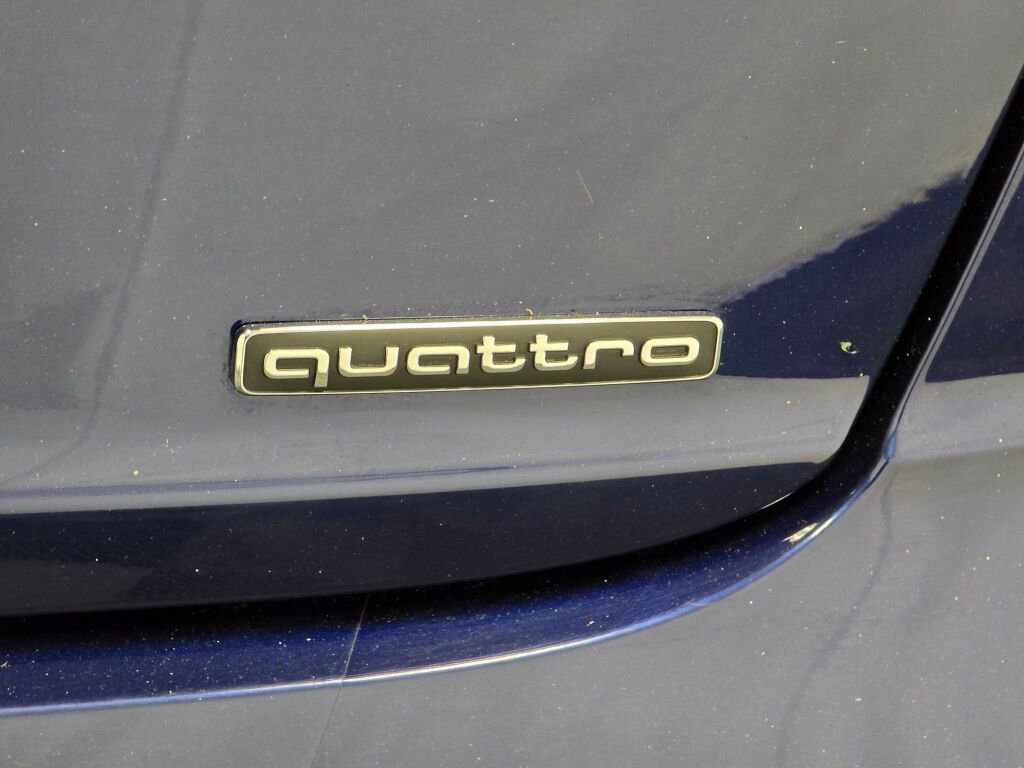 Used 2020 Audi Q8 Prestige image 34