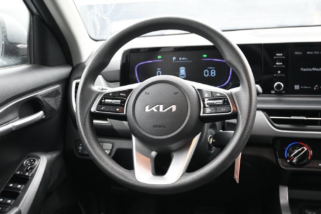 Used 2026 Kia Seltos LX FWD image 14
