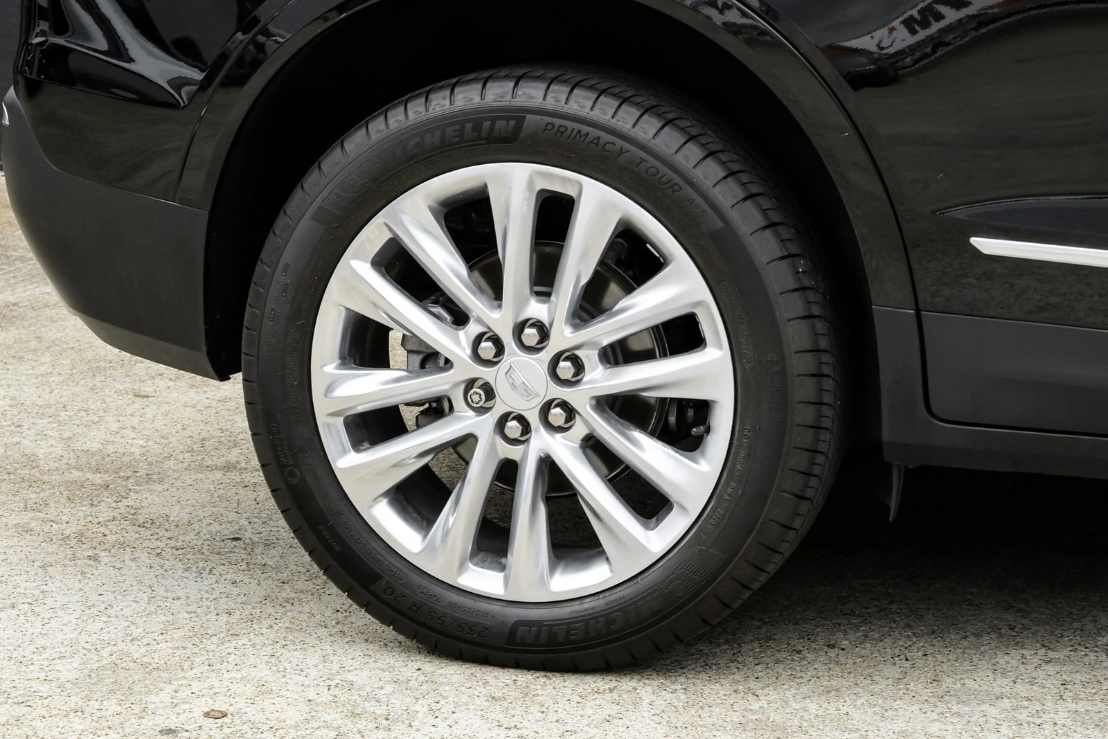 Used 2017 Cadillac XT5 Platinum image 70