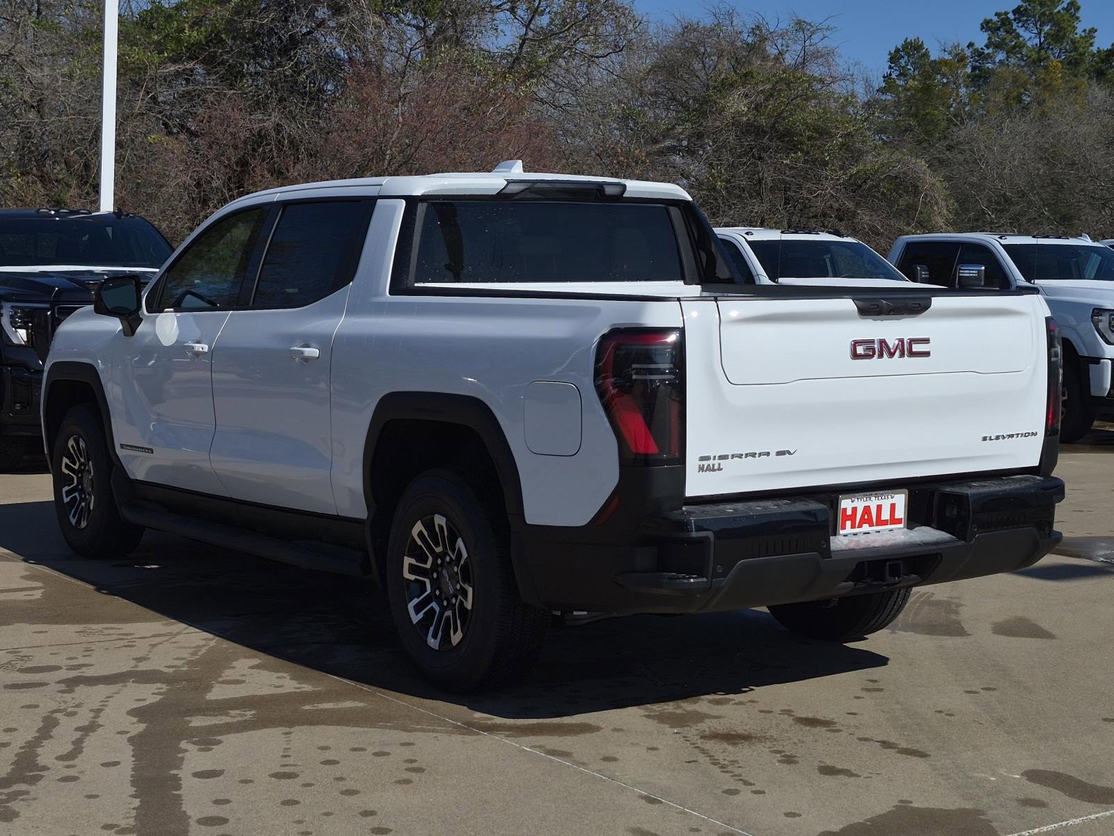 New 2026 GMC Sierra EV Elevation AWD/4WD image 4