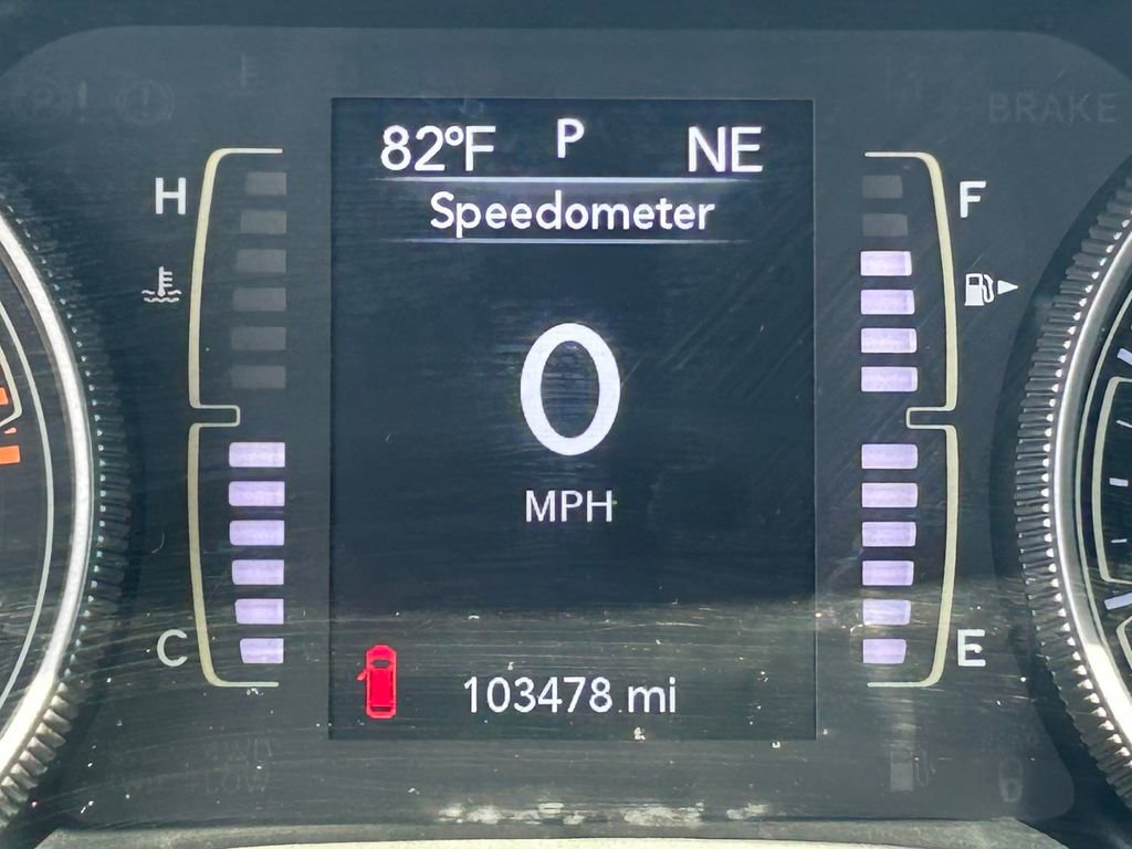 Used 2019 Jeep Cherokee Latitude Plus w/ Comfort/Convenience Group FWD image 23