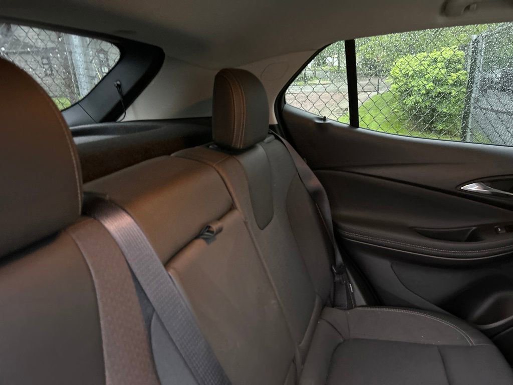 Used 2023 Buick Encore GX Select w/ Sport Touring Package FWD image 12