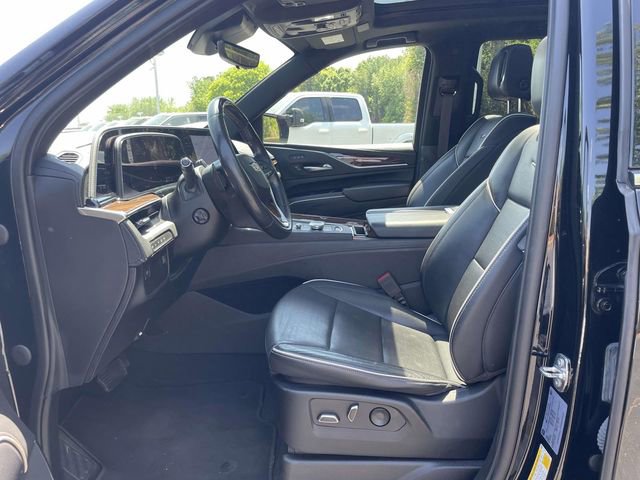 Used 2023 Cadillac Escalade Premium Luxury AWD/4WD image 11