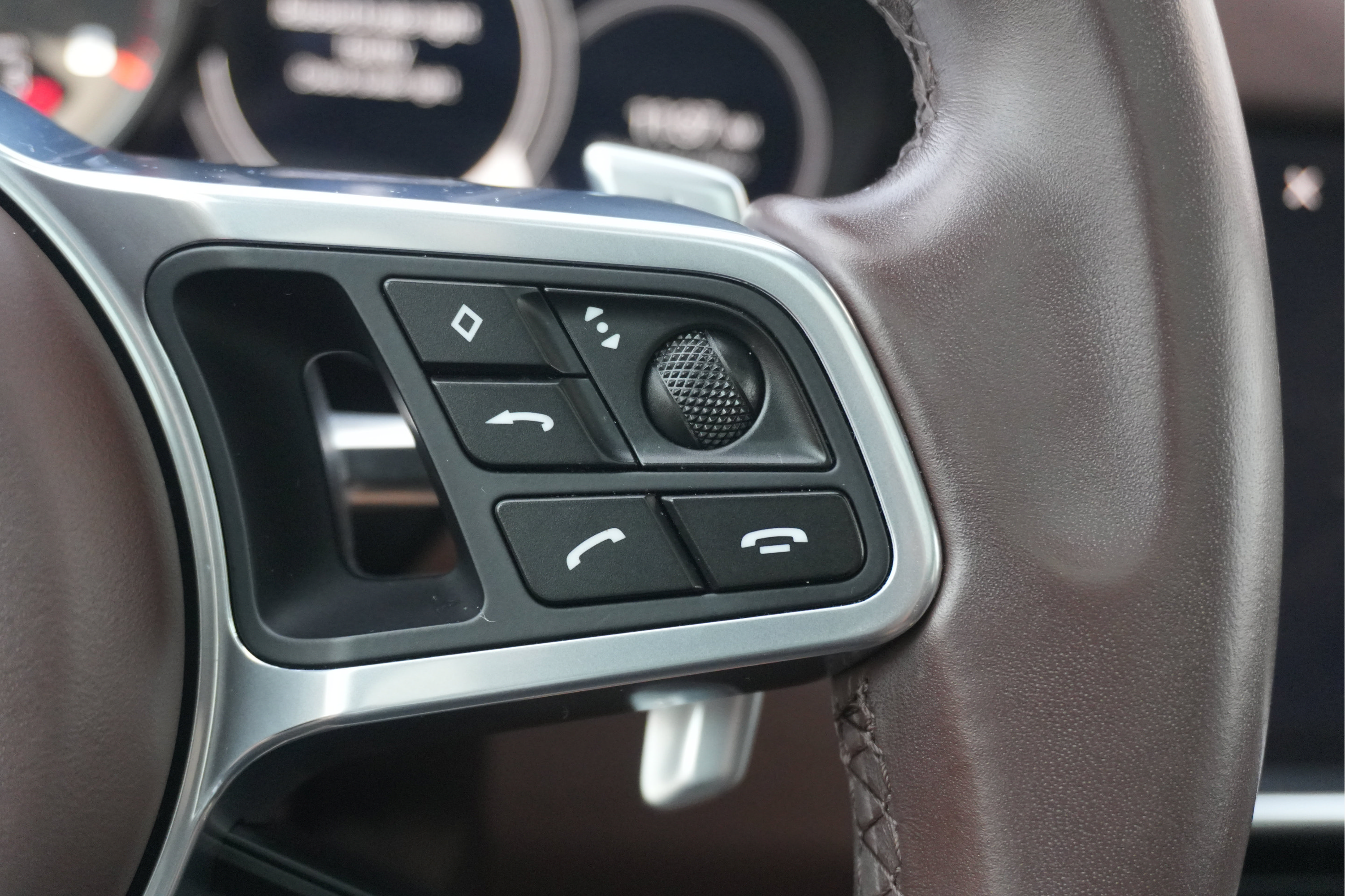 Used 2022 Porsche Cayenne S AWD/4WD image 29