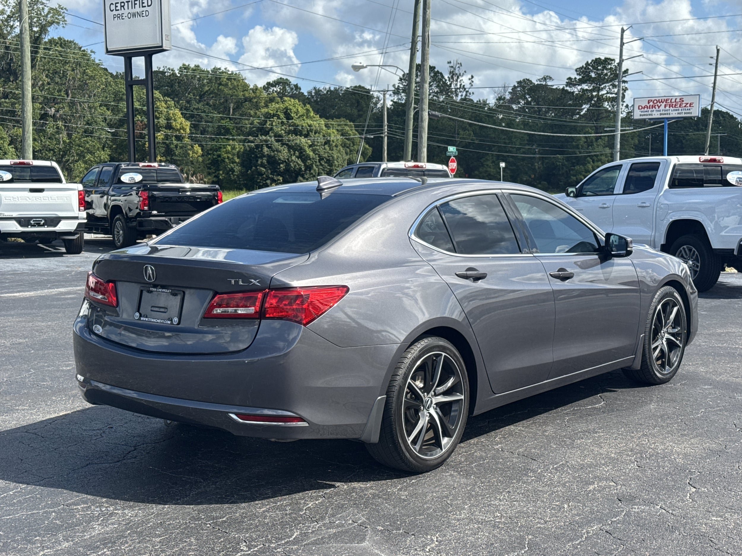Used 2019 Acura TLX FWD image 8