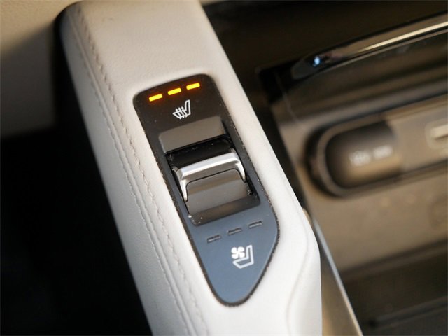 Used 2020 Kia Telluride EX image 30