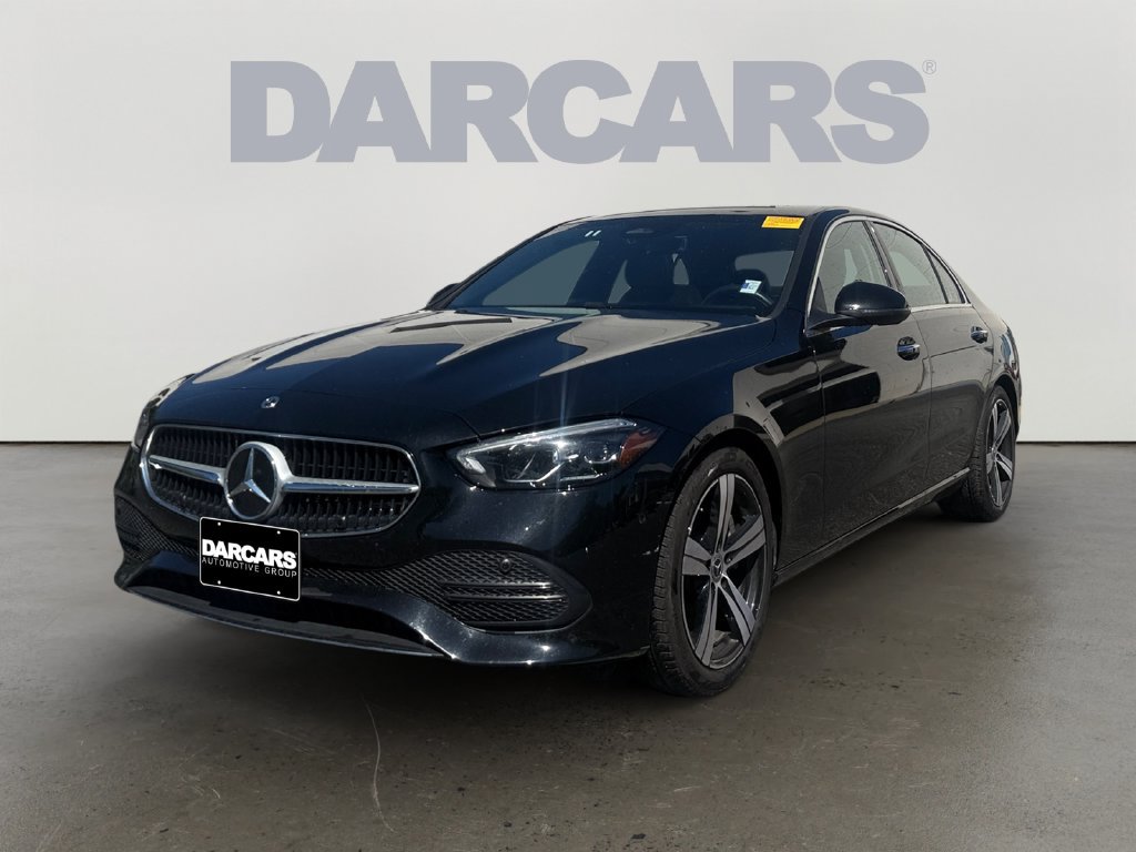 Used 2025 Mercedes-Benz C 300 4MATIC Sedan image 3
